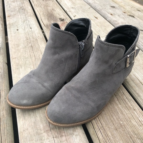 Justice Ankle Boot - Picture 4 of 9